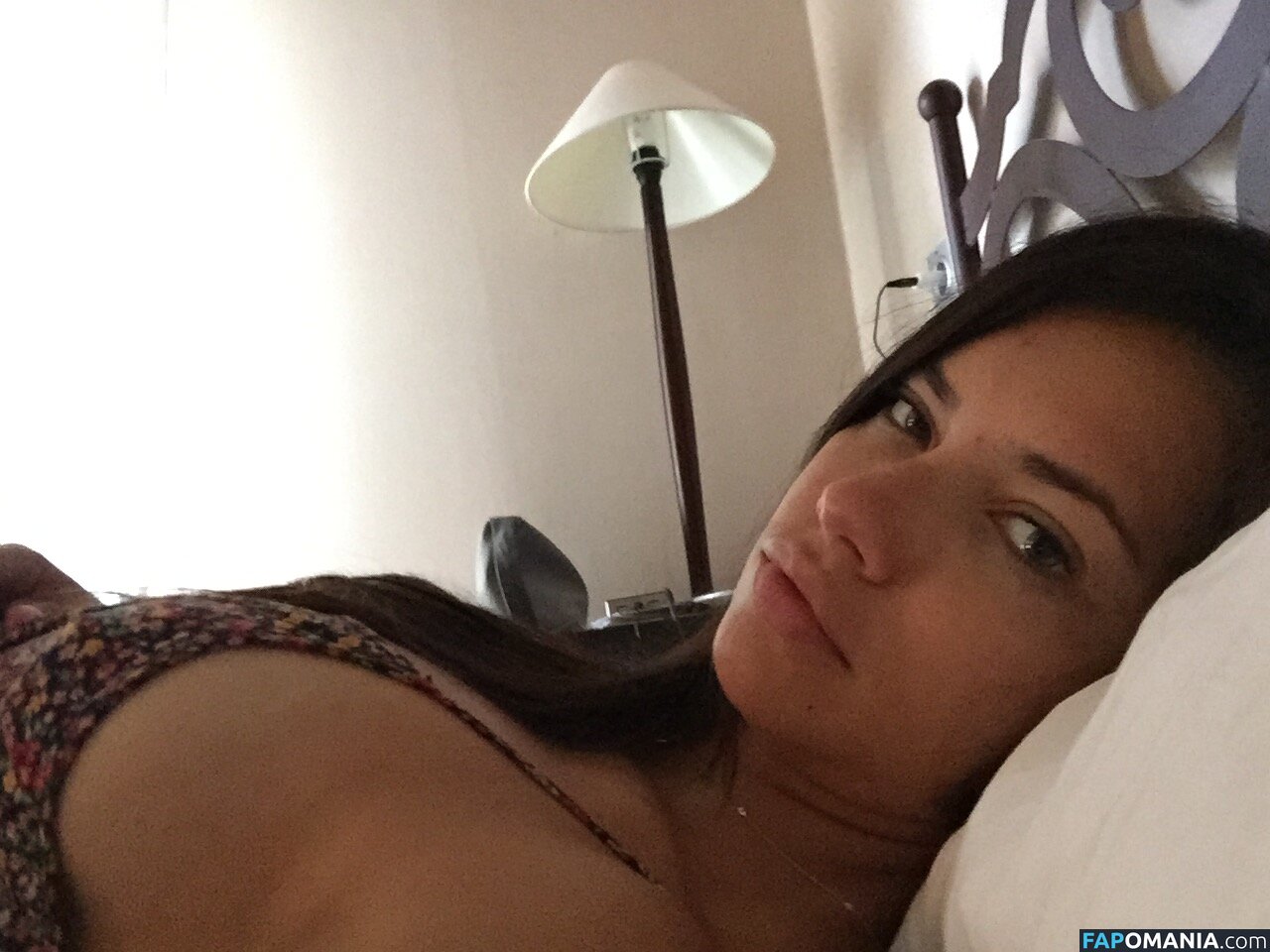 Adriana Lima Naken Läckta Foto #3