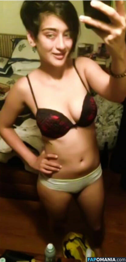 Akshara Haasan Naken Läckta Foto #2