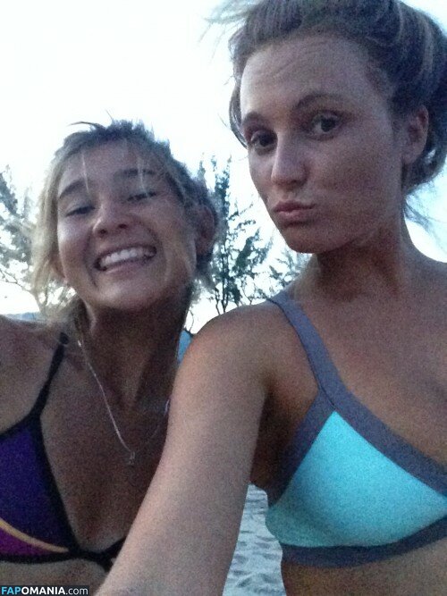 Alana Blanchard Naken Läckta Foto #5