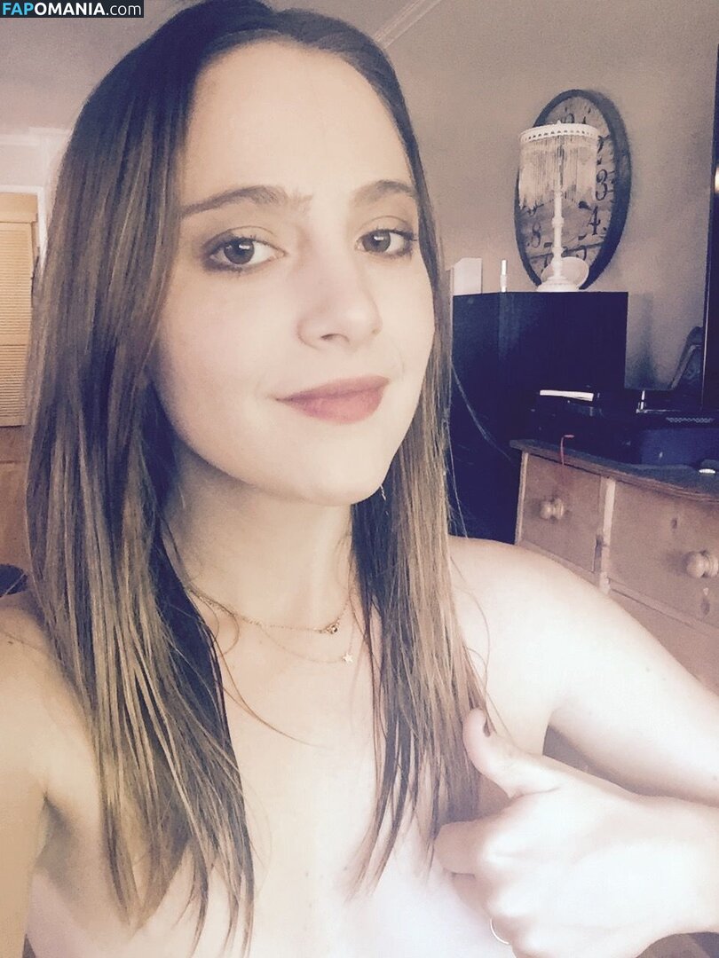 Alexa Nikolas Naken Läckta Foto #15