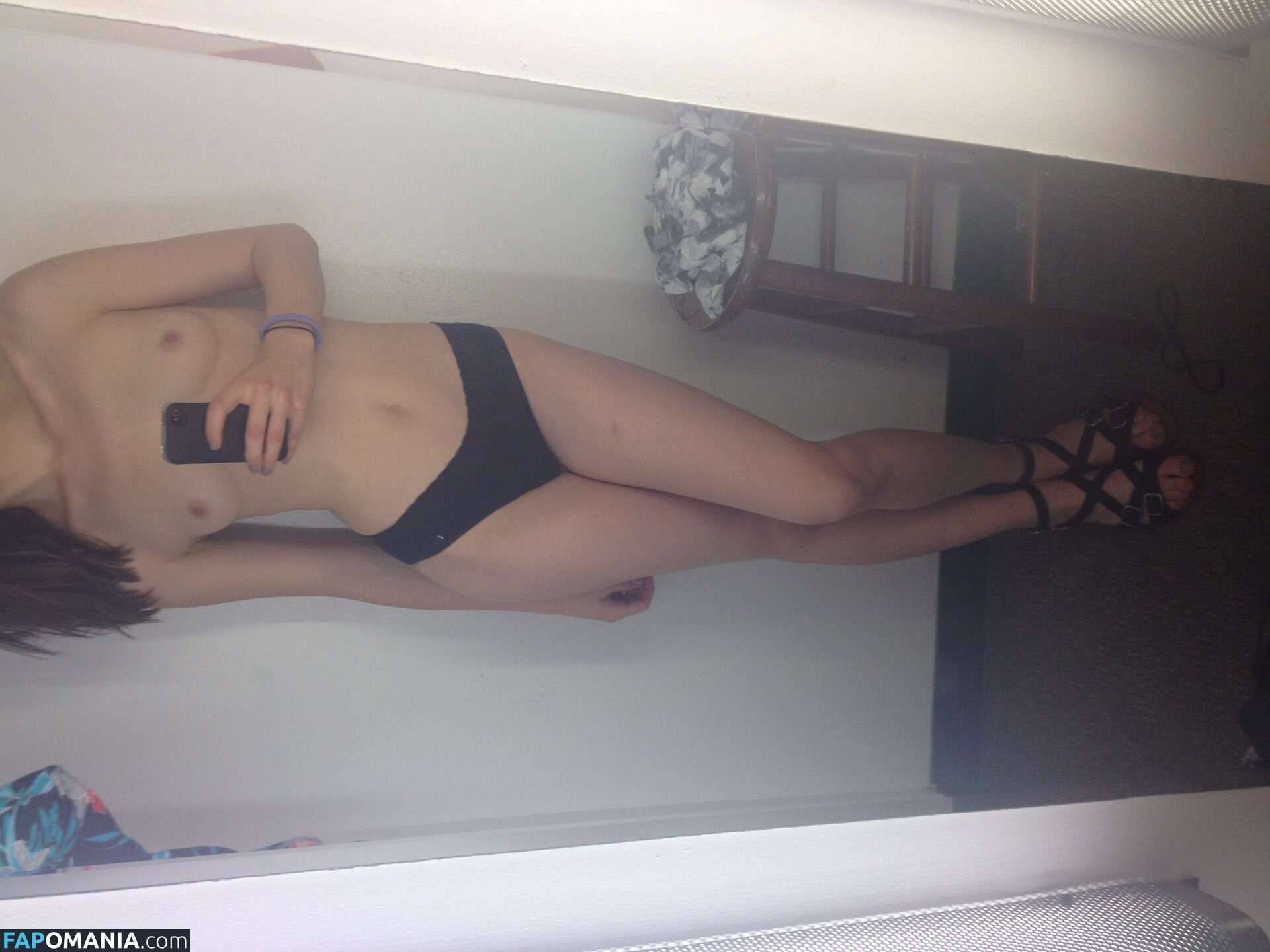 Ali Michaels Naken Läckta Foto #59