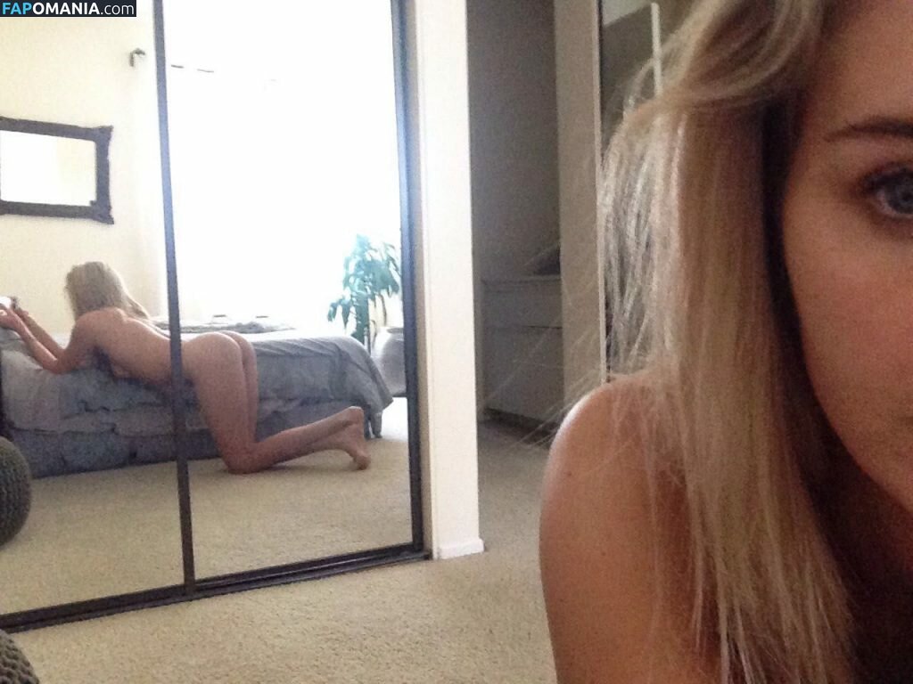 Alice Haig Naken Läckta Foto #2