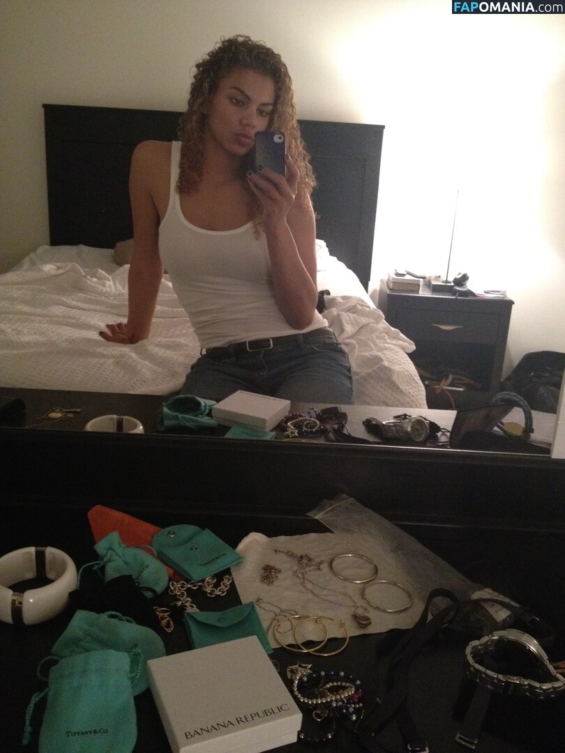 Alysha Clark Naken Läckta Foto #28