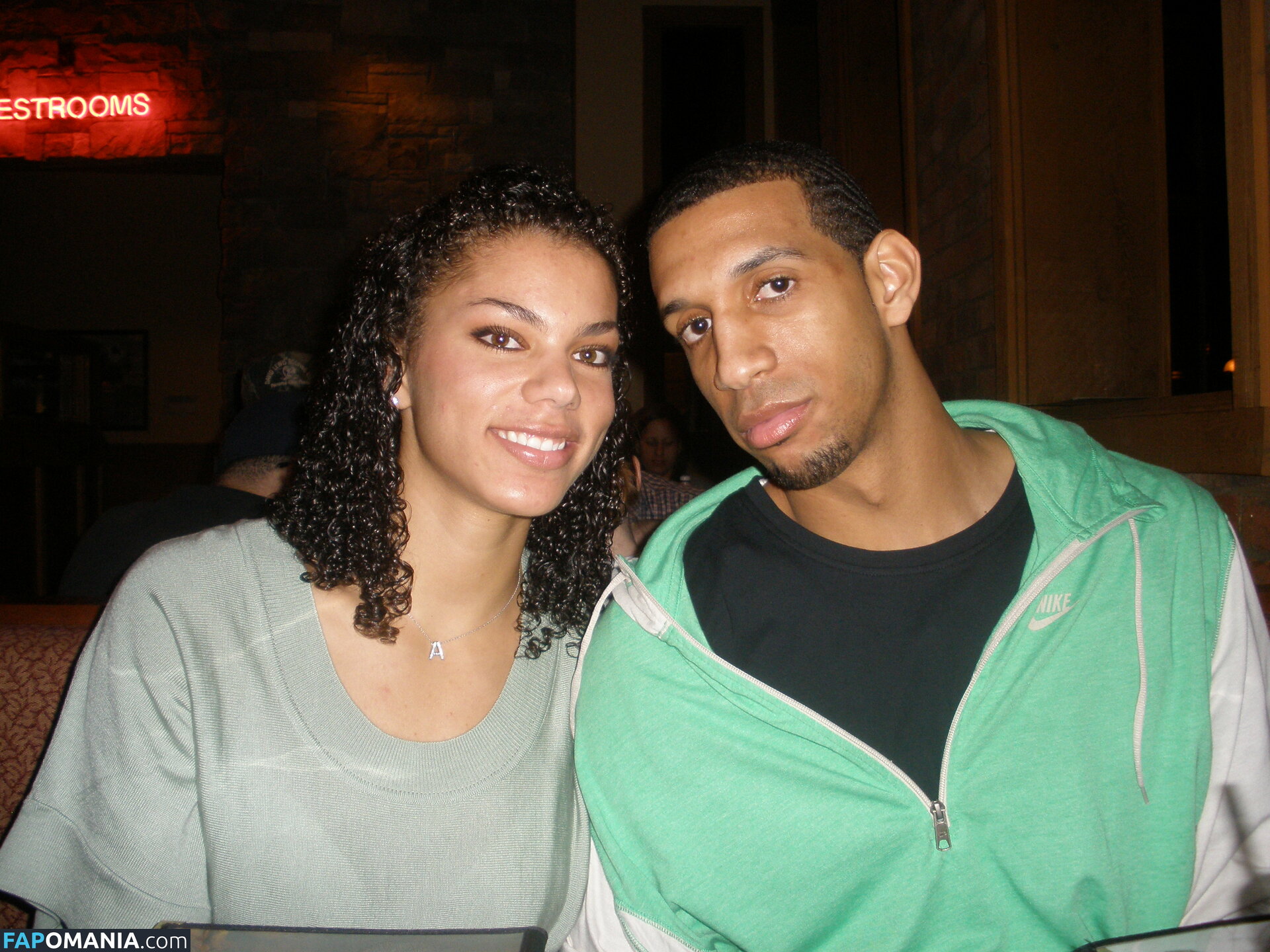 Alysha Clark Naken Läckta Foto #33