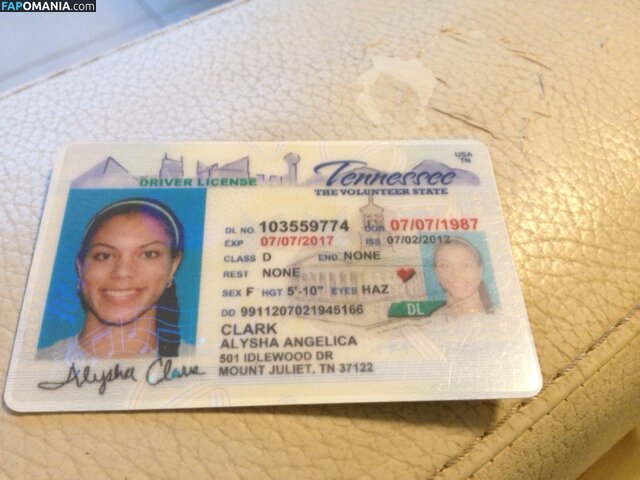 Alysha Clark Naken Läckta Foto #38