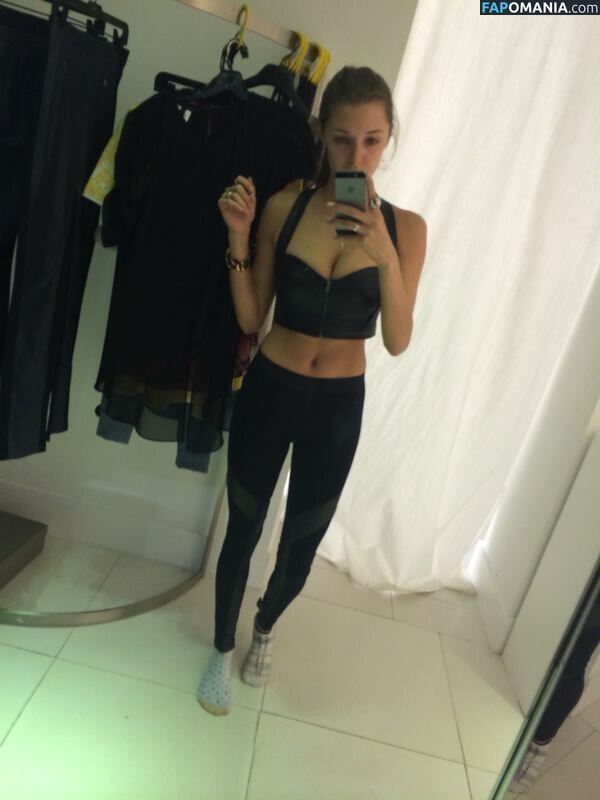 Alyssa Arce Naken Läckta Foto #90