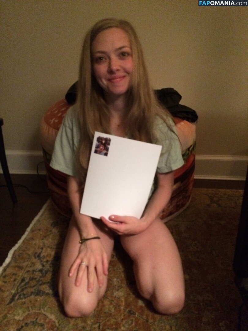 Amanda Seyfried Naken Läckta Foto #26