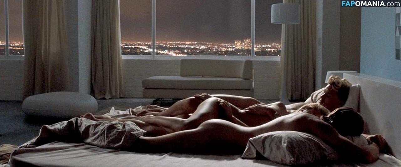 Amber Heard Naken Läckta Foto #43