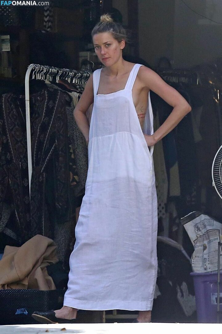 Amber Heard Naken Läckta Foto #103