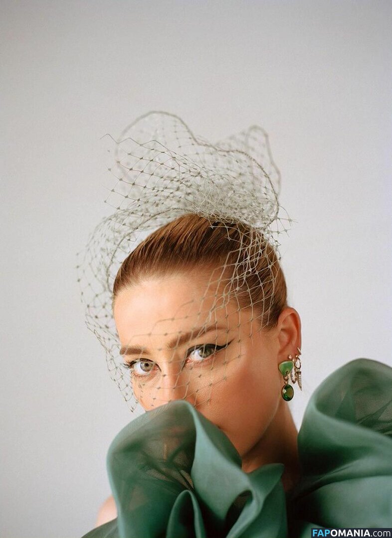 Amber Heard Naken Läckta Foto #140