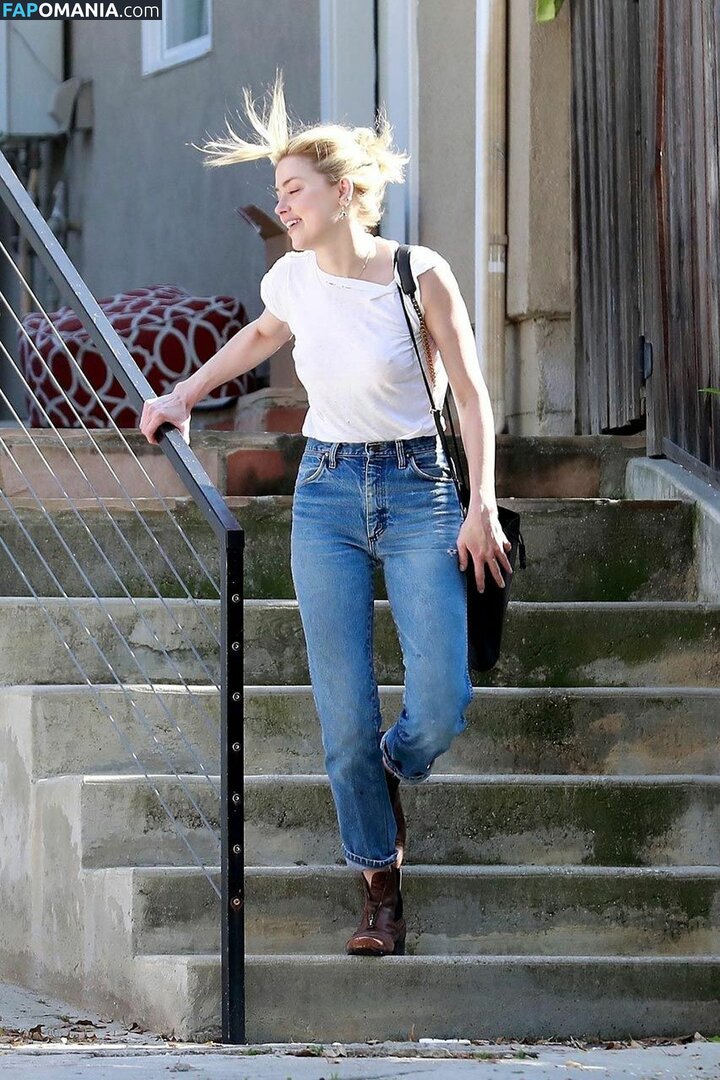 Amber Heard Naken Läckta Foto #185
