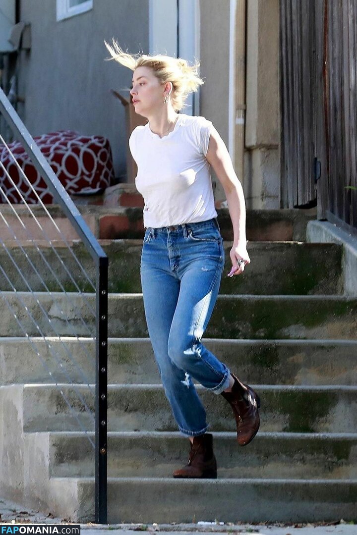 Amber Heard Naken Läckta Foto #187