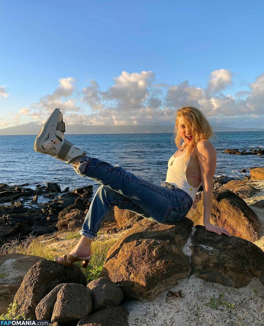 Amber Heard Naken Läckta Foto #225