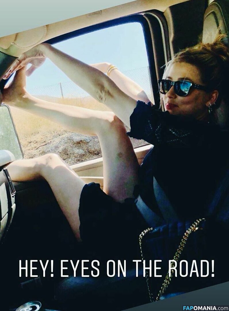 Amber Heard Naken Läckta Foto #244