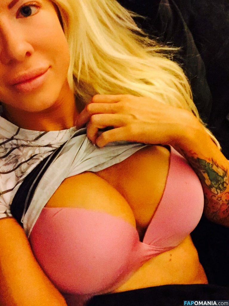 Angelina Love Naken Läckta Foto #4