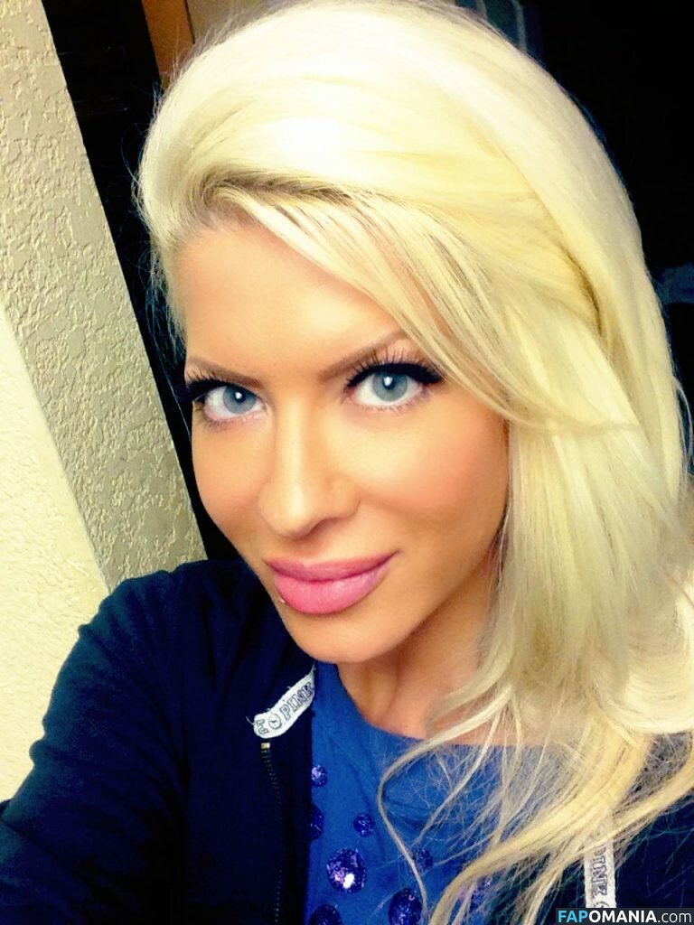 Angelina Love Naken Läckta Foto #23