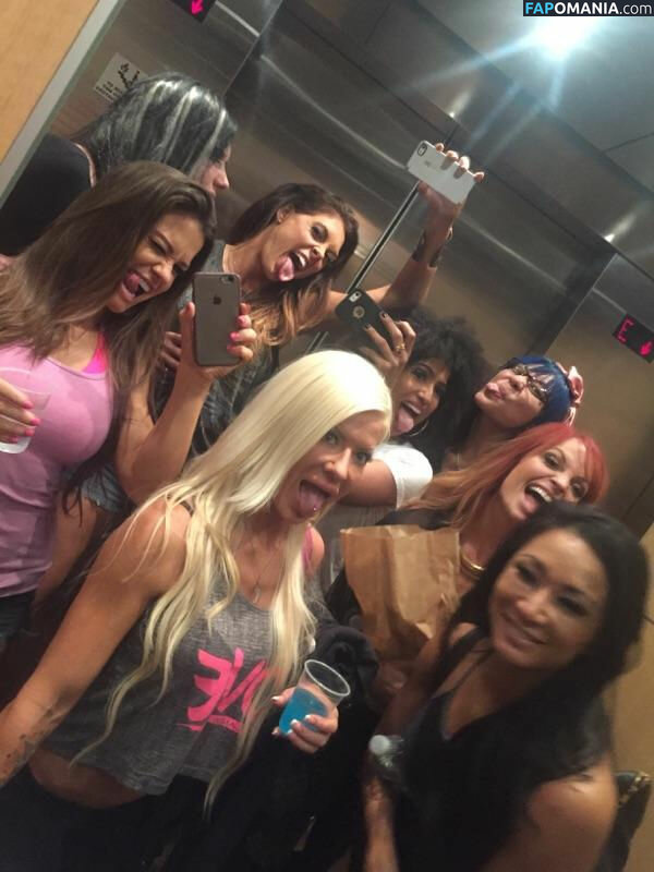 Angelina Love Naken Läckta Foto #24