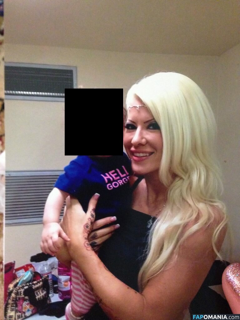 Angelina Love Naken Läckta Foto #33