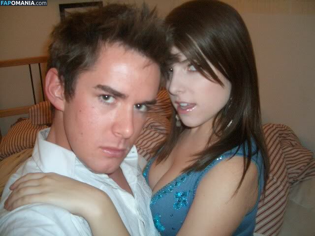 Anna Kendrick Naken Läckta Foto #9