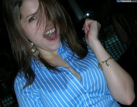 Anna Kendrick Naken Läckta Foto #37