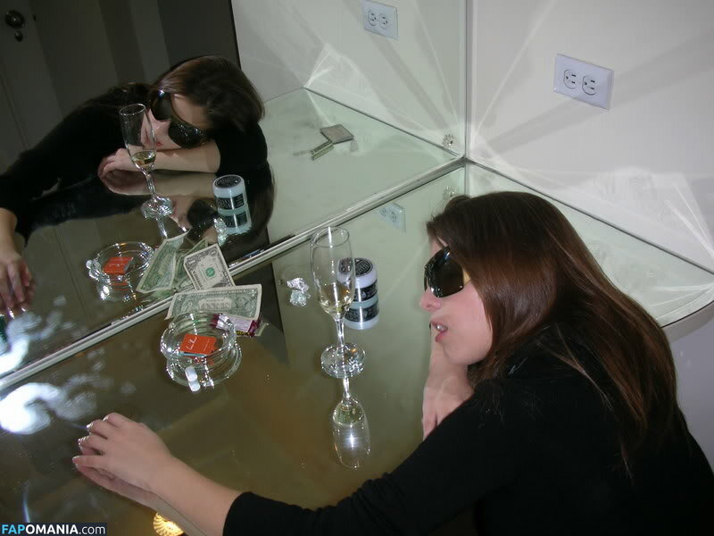 Anna Kendrick Naken Läckta Foto #67