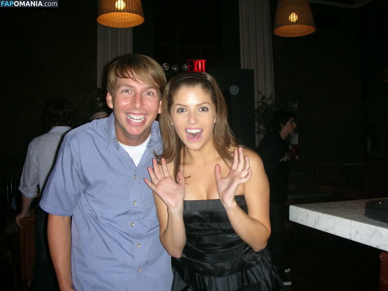 Anna Kendrick Naken Läckta Foto #82