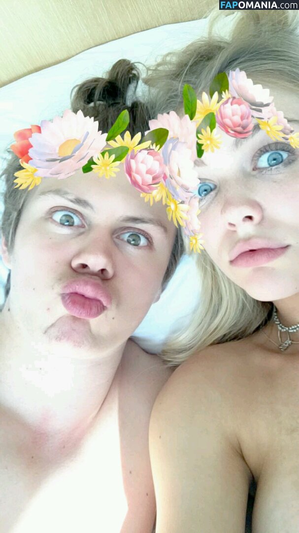 Annika Boron Naken Läckta Foto #16