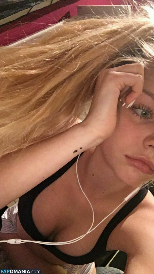 Annika Boron Naken Läckta Foto #40