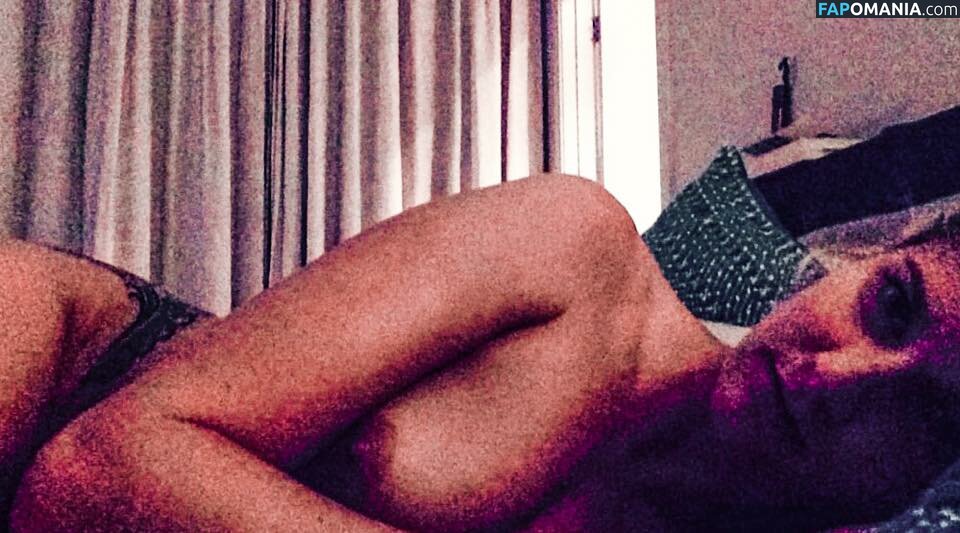 Ashley Bradley Naken Läckta Foto #21