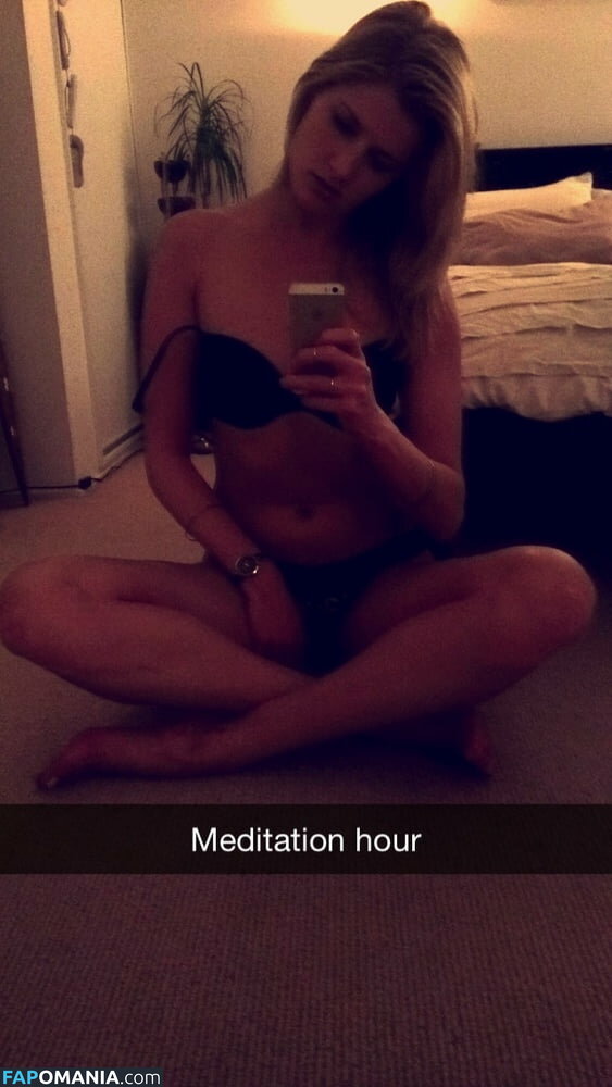 Ashley Bradley Naken Läckta Foto #34