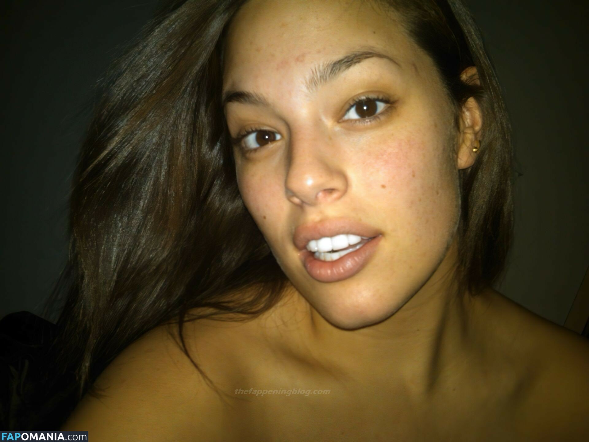 Ashley Graham Naken Läckta Foto #10