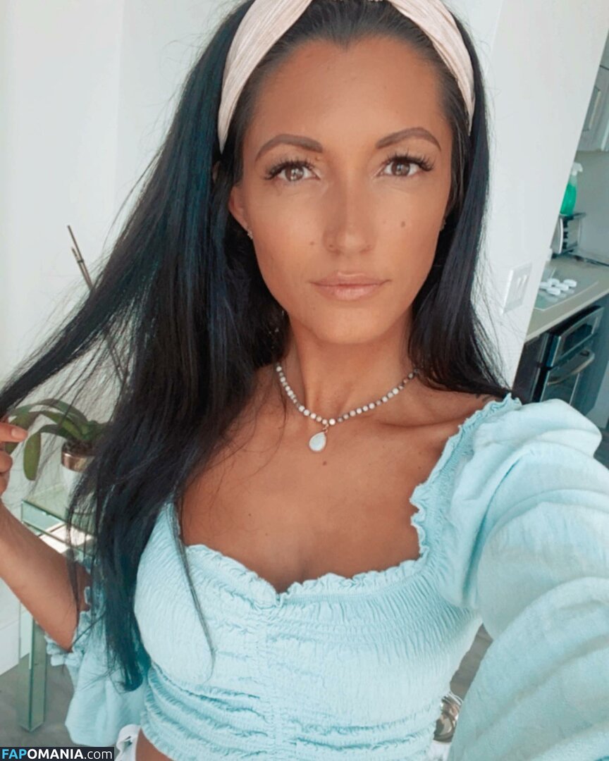 Ashley Hannawacker Naken Läckta Foto #3