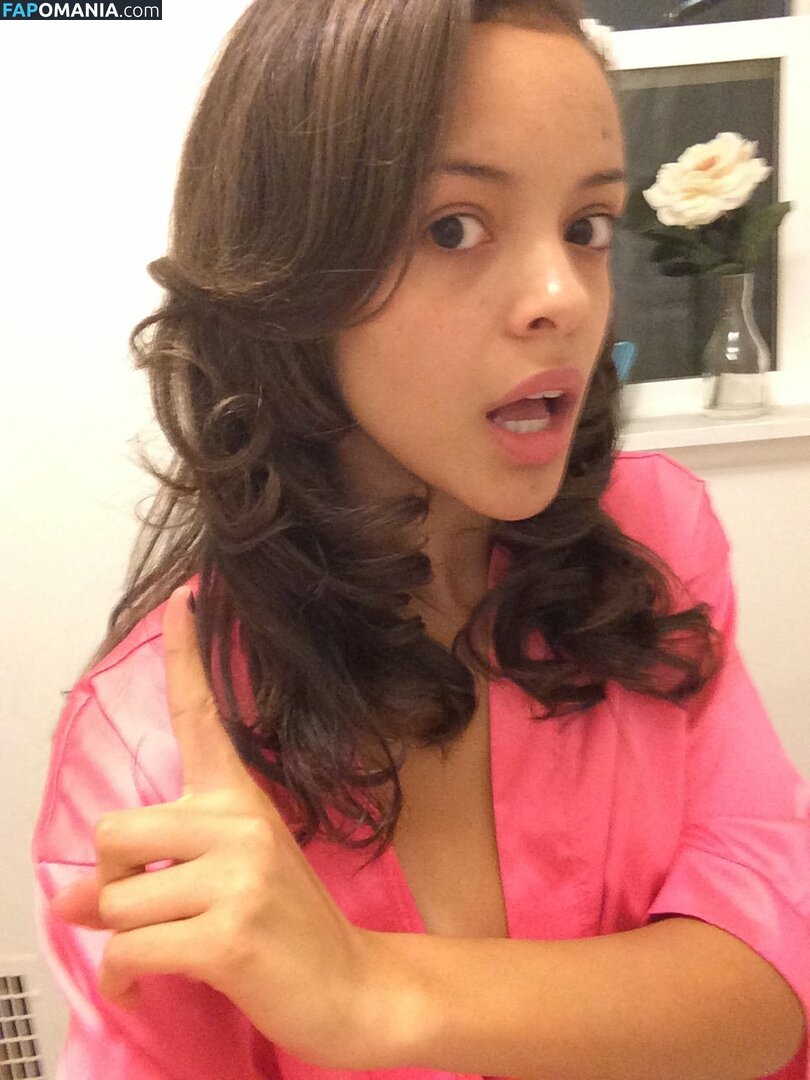 Aubrey Cleland Naken Läckta Foto #54