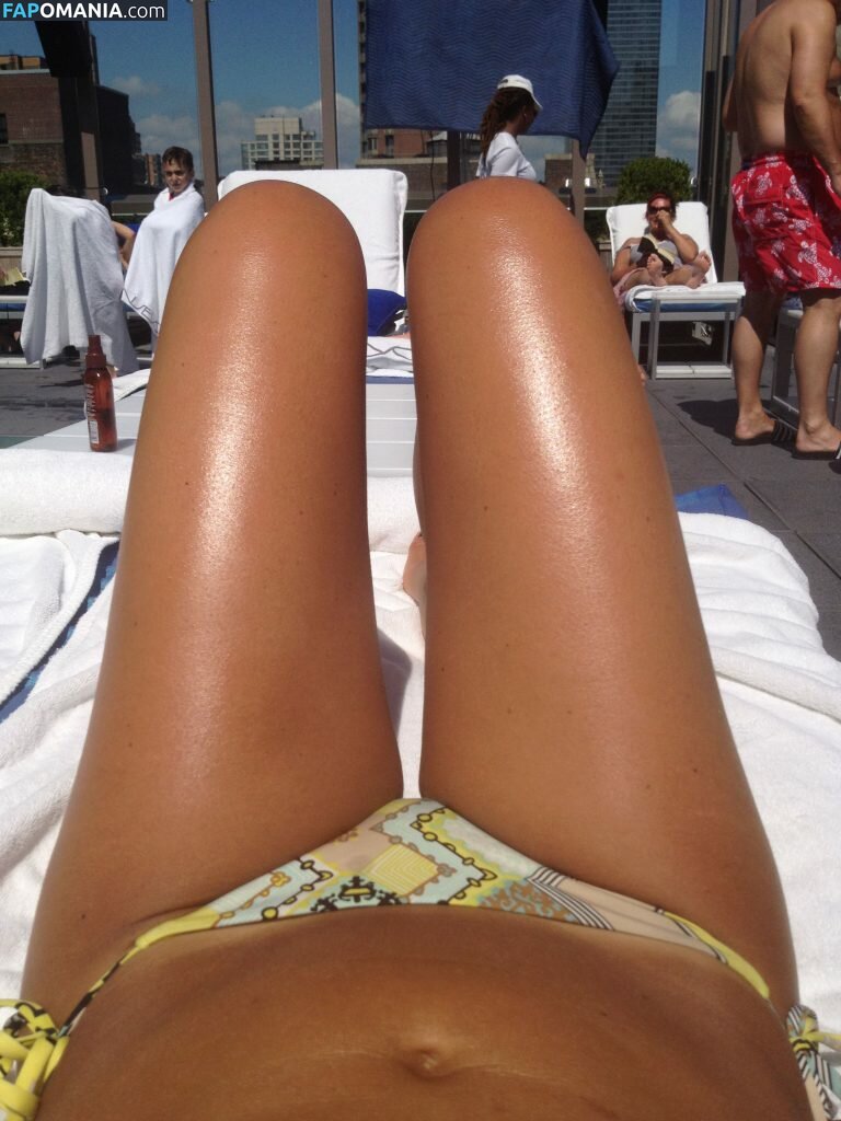 Bianca Westwood Naken Läckta Foto #2