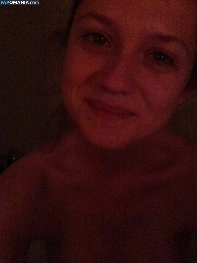 Bonnie Wright Naken Läckta Foto #18