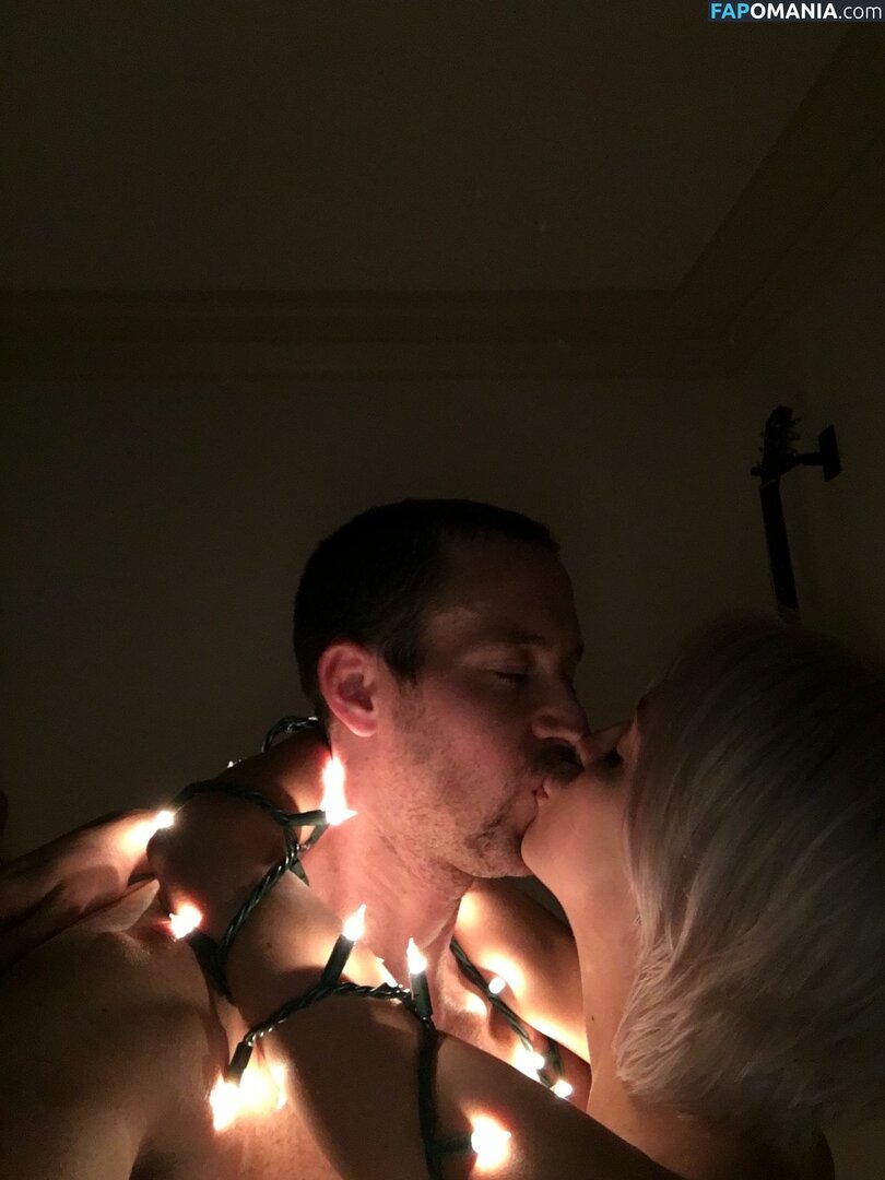 Britni Sheridan Naken Läckta Foto #10