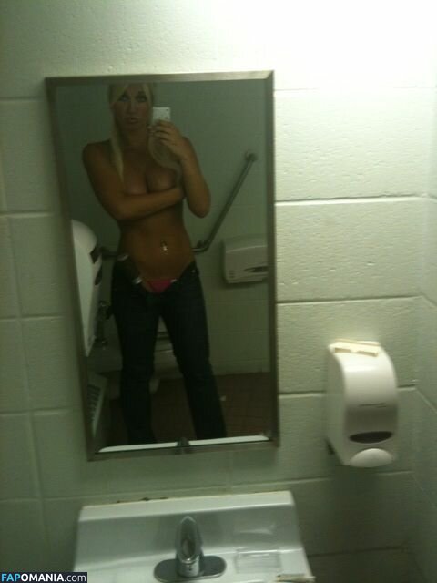Brooke Hogan Naken Läckta Foto #3