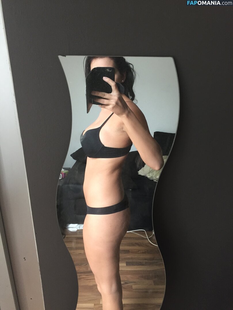 Carina Schwarz Naken Läckta Foto #181