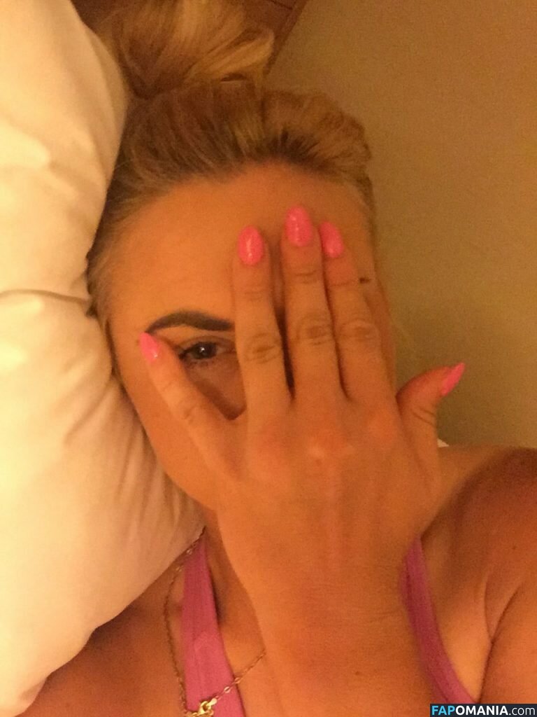 Carly Booth Naken Läckta Foto #60