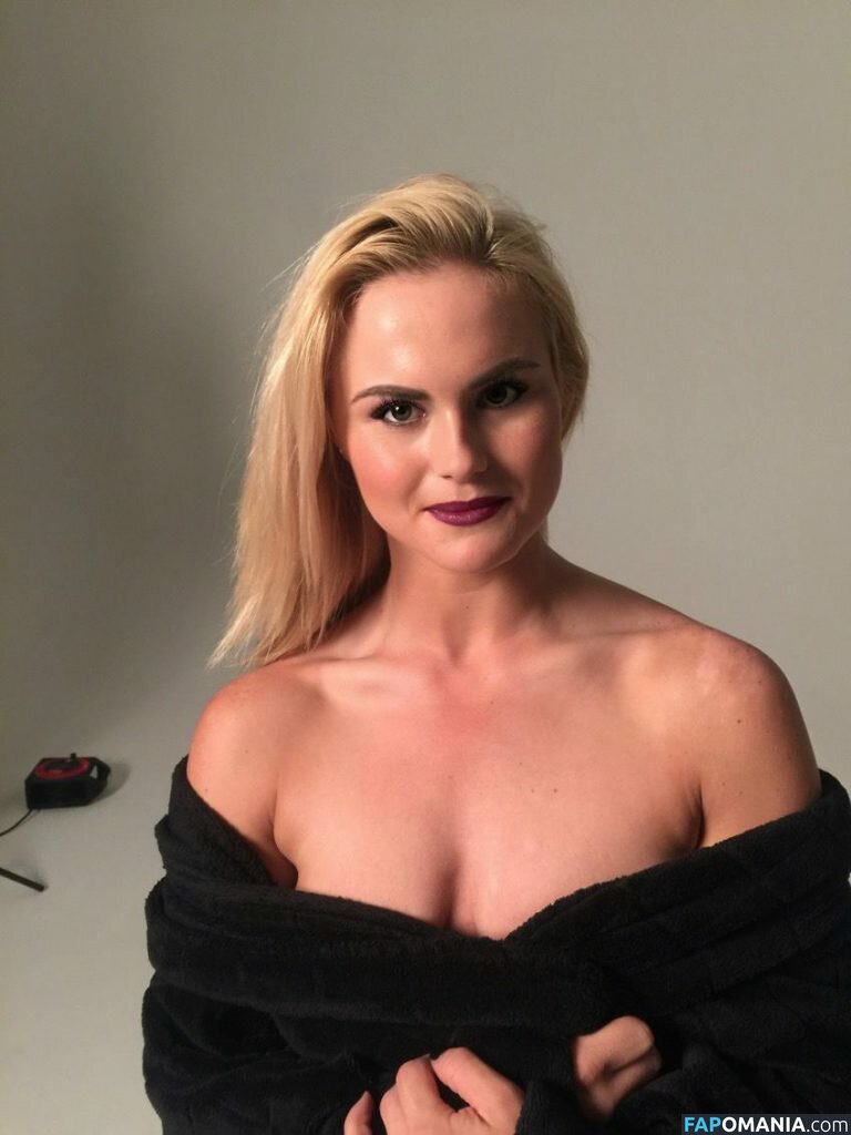 Carly Booth Naken Läckta Foto #95