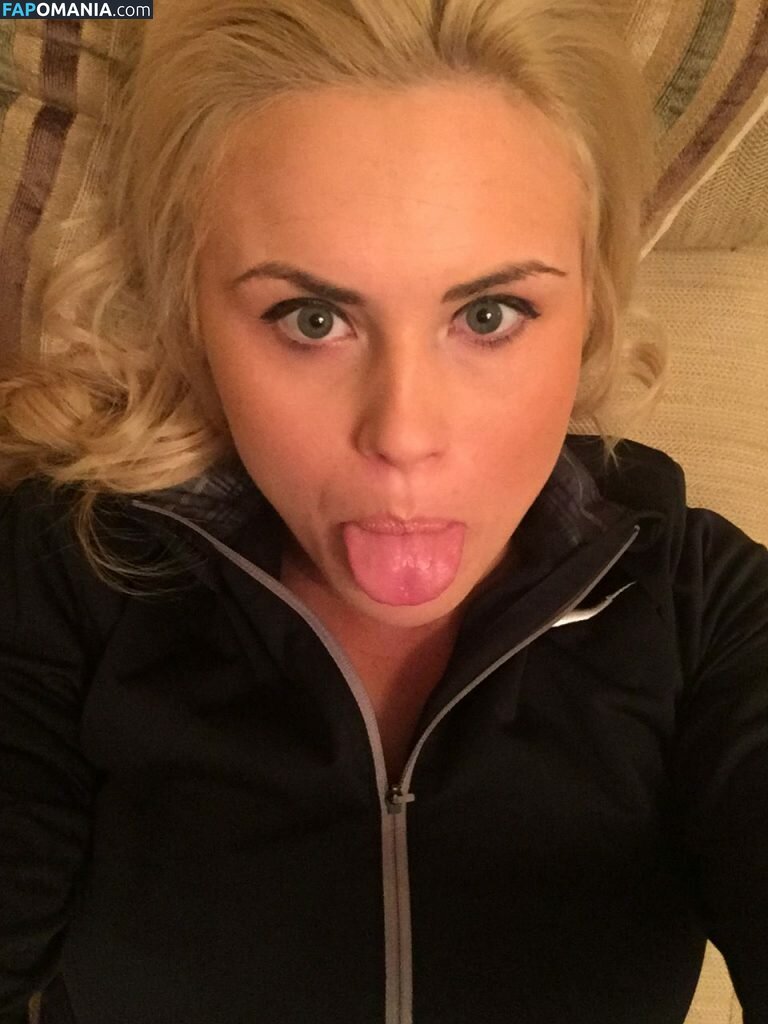 Carly Booth Naken Läckta Foto #100