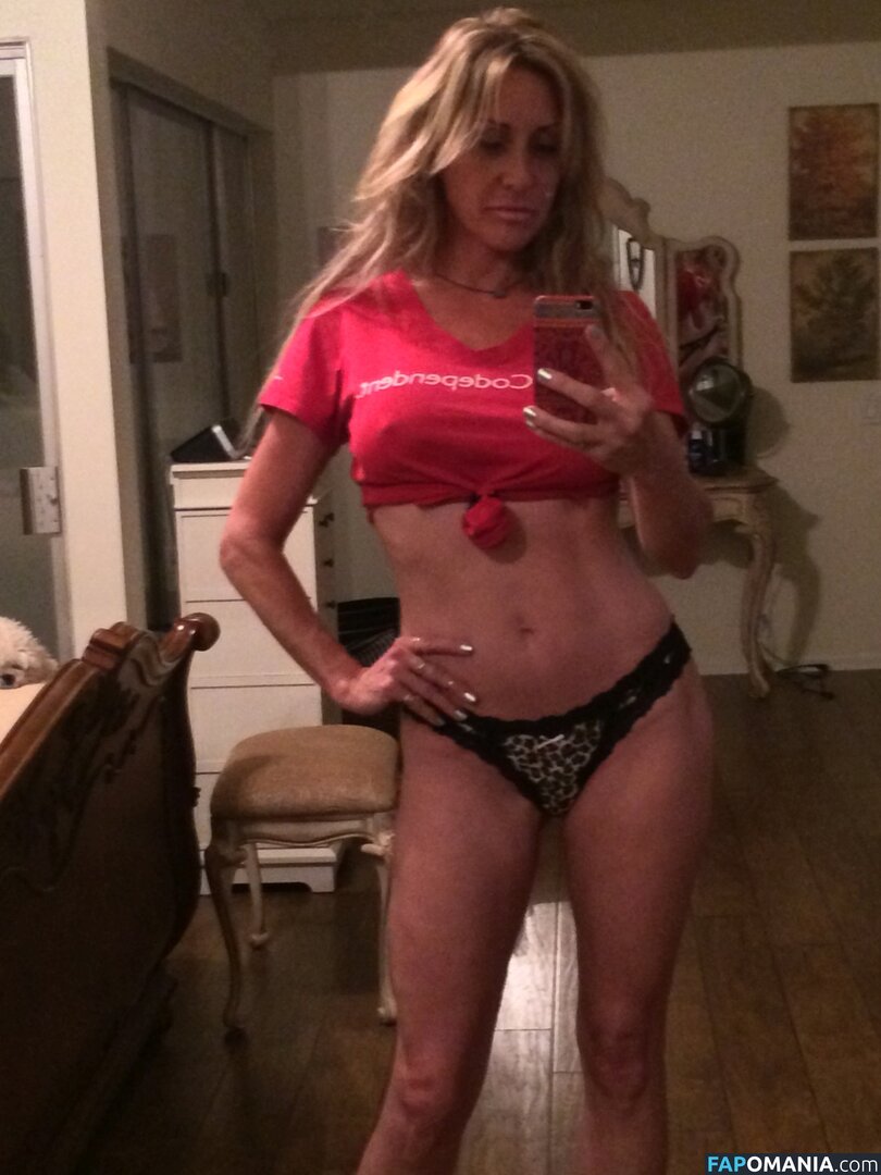 Carrie Michalka Naken Läckta Foto #71