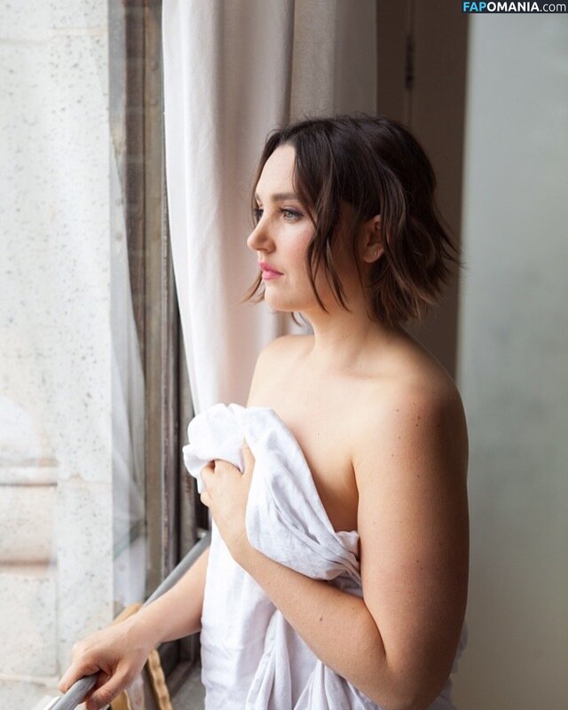 Chloe Fineman Naken Läckta Foto #23