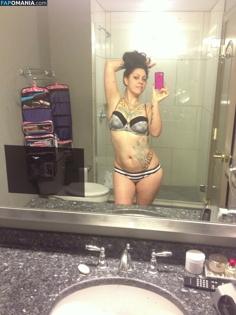 Danielle Colby Naken Läckta Foto #2