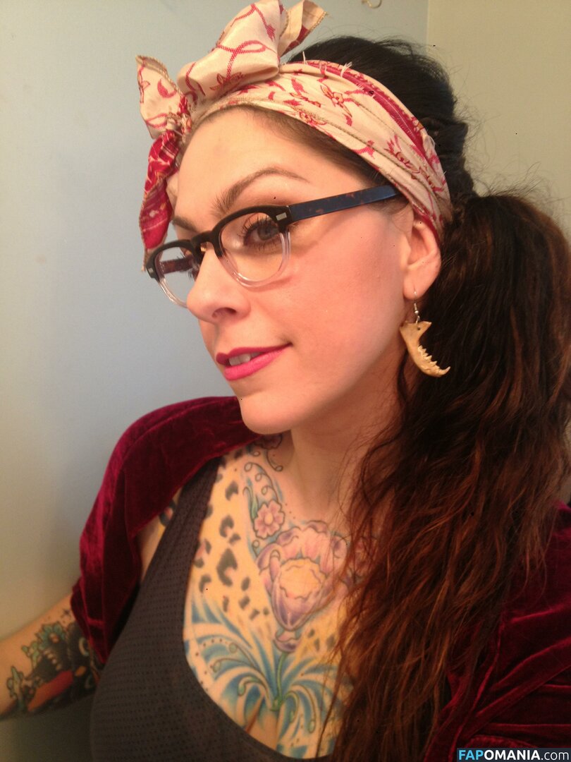 Danielle Colby Naken Läckta Foto #14