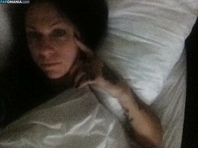 Danielle Colby Naken Läckta Foto #26