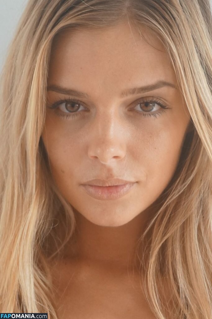 Danielle Knudson Naken Läckta Foto #254