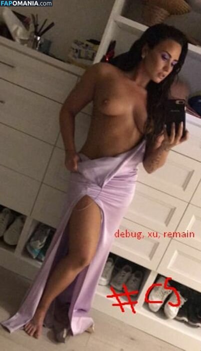 Demi Lovato Naken Läckta Foto #25