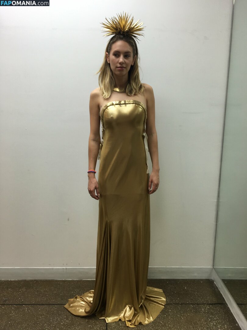 Dylan Penn Naken Läckta Foto #3