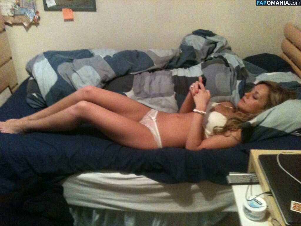 Eilidh Scott Naken Läckta Foto #58